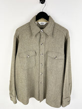 Load image into Gallery viewer, Vintage Woolrich Shirt (XL)